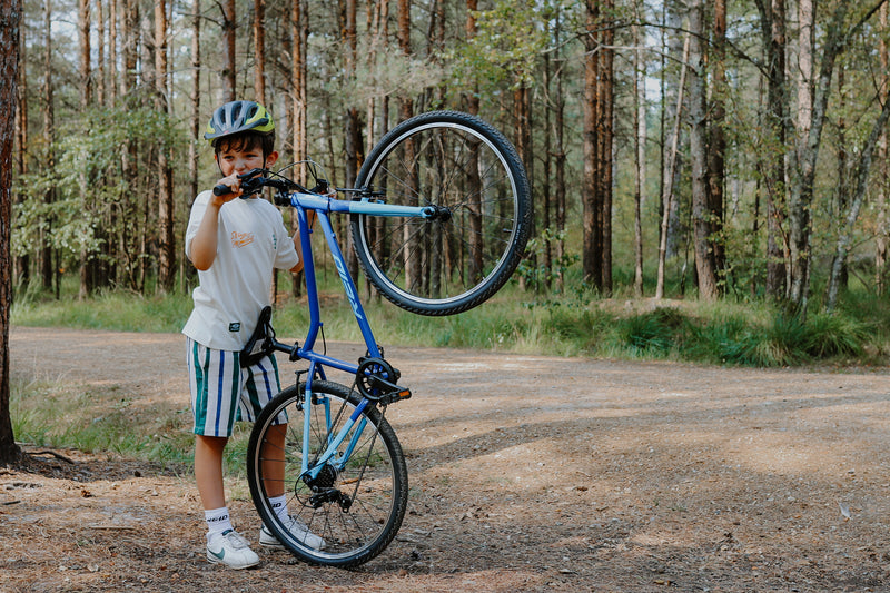 H24 24" Kids Bike Blue