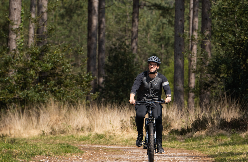 E-Scape eBike Black